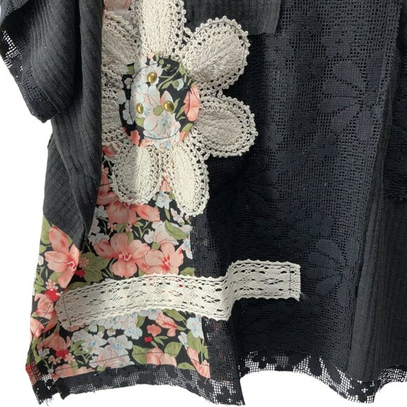 POL Floral Lace Patchwork Top-BLACK S/M/L NIP POL SHORT SLEEVE PATCH - Picture 4 of 16